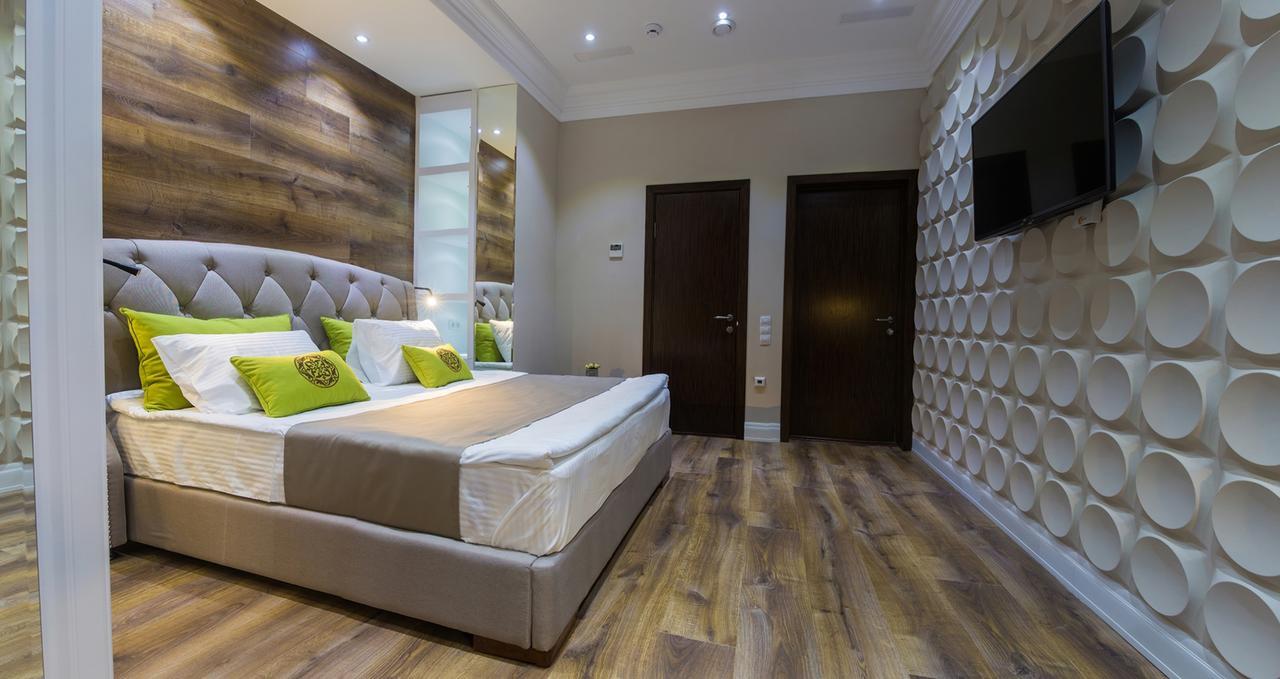 Qonaq Hotel Astana Buitenkant foto